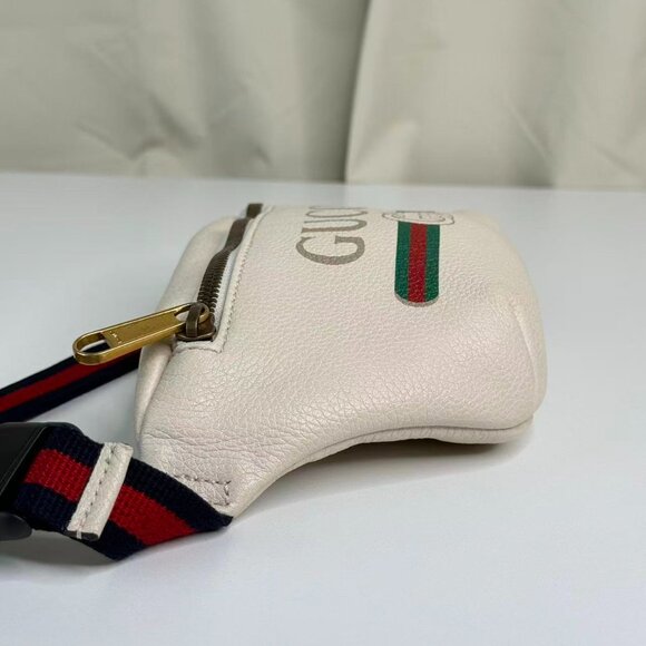 Gucci GG Logo White Leather Bum Bag with Green Red Stripes & Gold Zipper - Picture 4 of 7